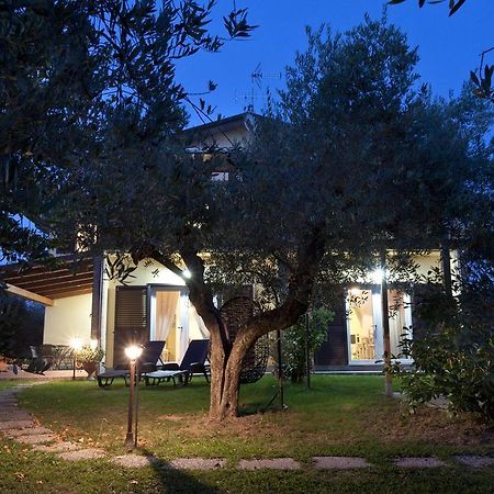 Villa L'Ortobio à Sarzana Extérieur photo
